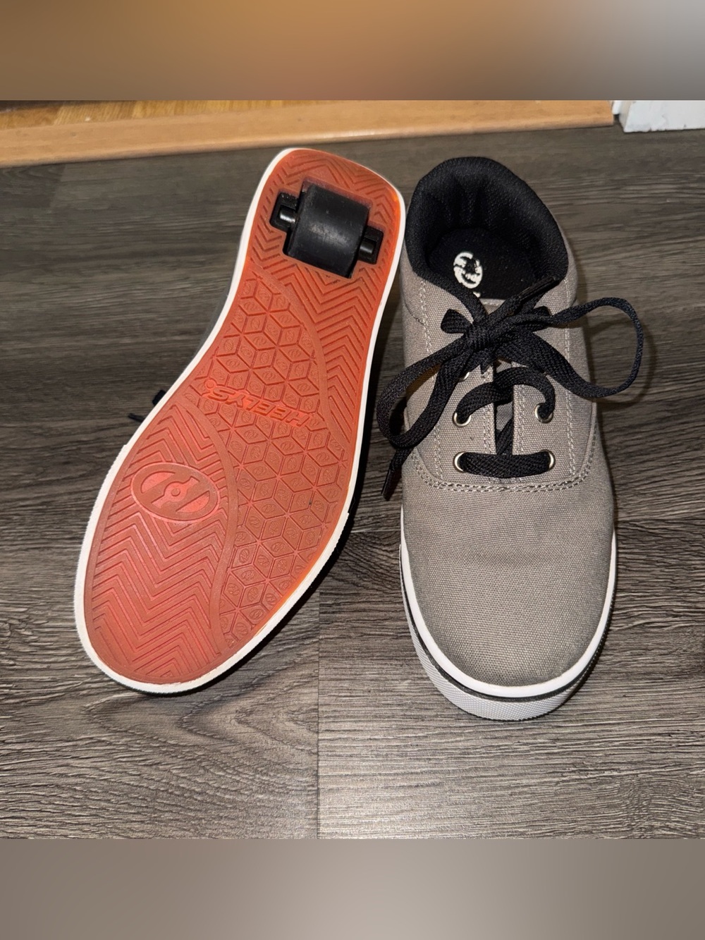 Heelys Sneakers Skates